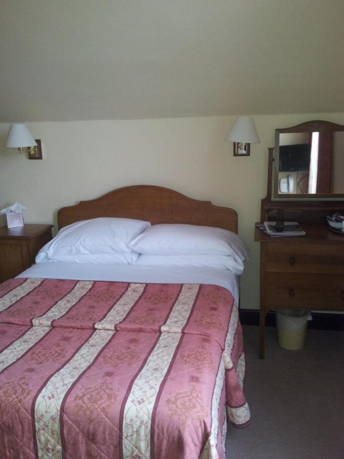 Caledonian Hotel Fort Augustus Eksteriør billede