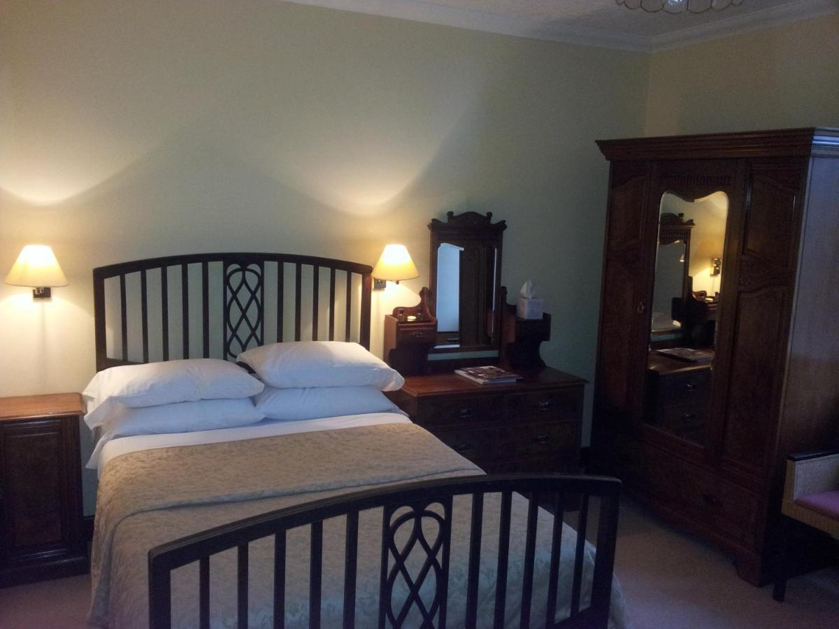 Caledonian Hotel Fort Augustus Eksteriør billede